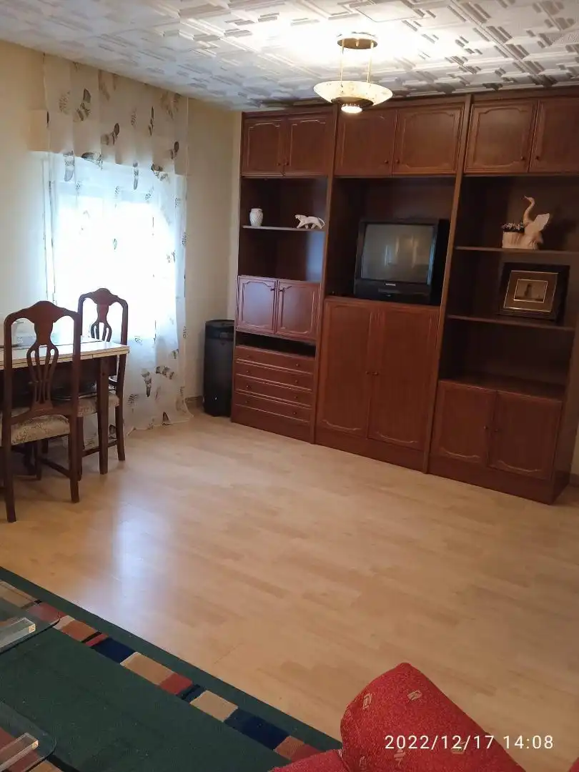 Flat for sale in Calle Miranda de Arga, 4, Chantrea Living room of Flat for sale in Pamplona / Iruña with Parquet flooring and Furnished