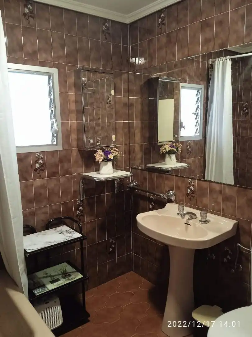 Flat for sale in Calle Miranda de Arga, 4, Chantrea Bathroom of Flat for sale in Pamplona / Iruña with Parquet flooring and Furnished