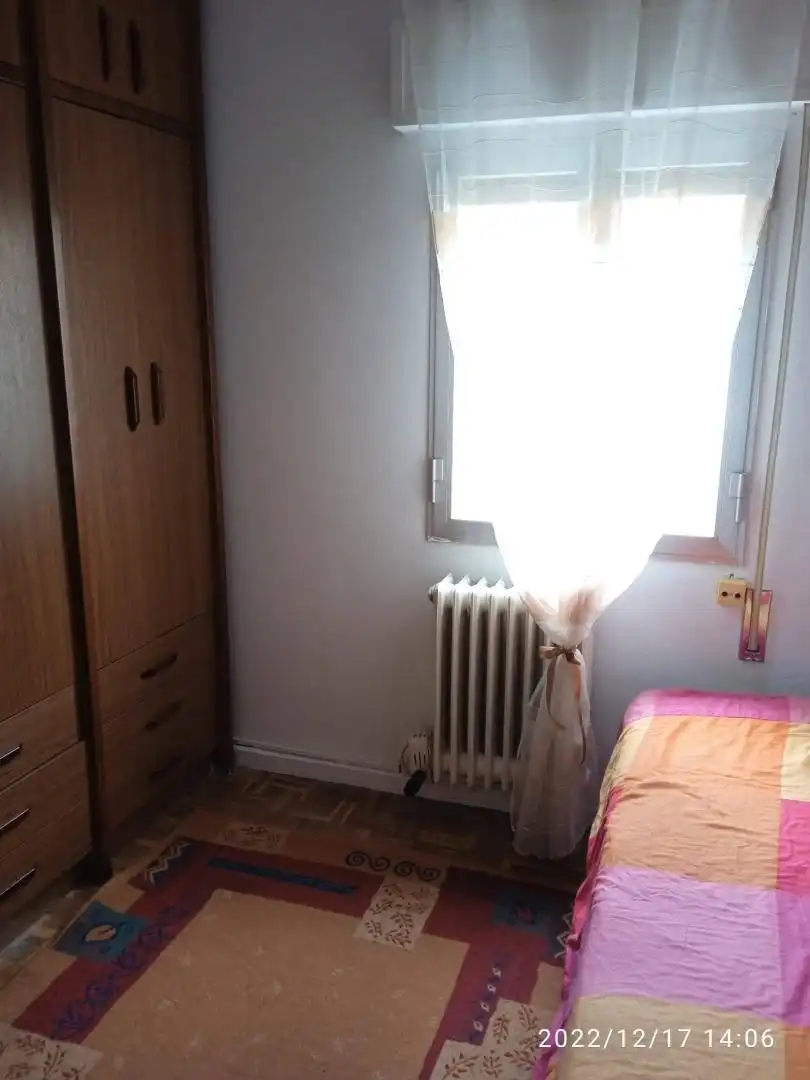 Flat for sale in Calle Miranda de Arga, 4, Chantrea Bedroom of Flat for sale in Pamplona / Iruña with Parquet flooring and Furnished