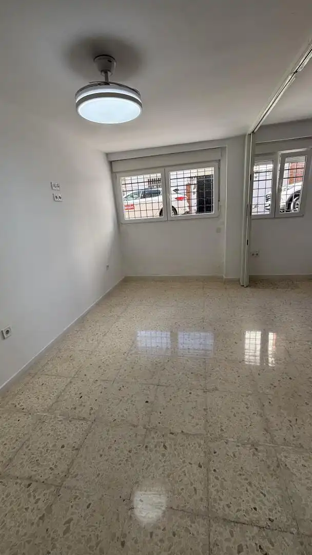 Pis en venda a Calle Agustín de la Oliva, 10, El Brillante -El Naranjo - El Tablero Pis en venda en Córdoba amb Aire condicionat, Calefacció i Parquet