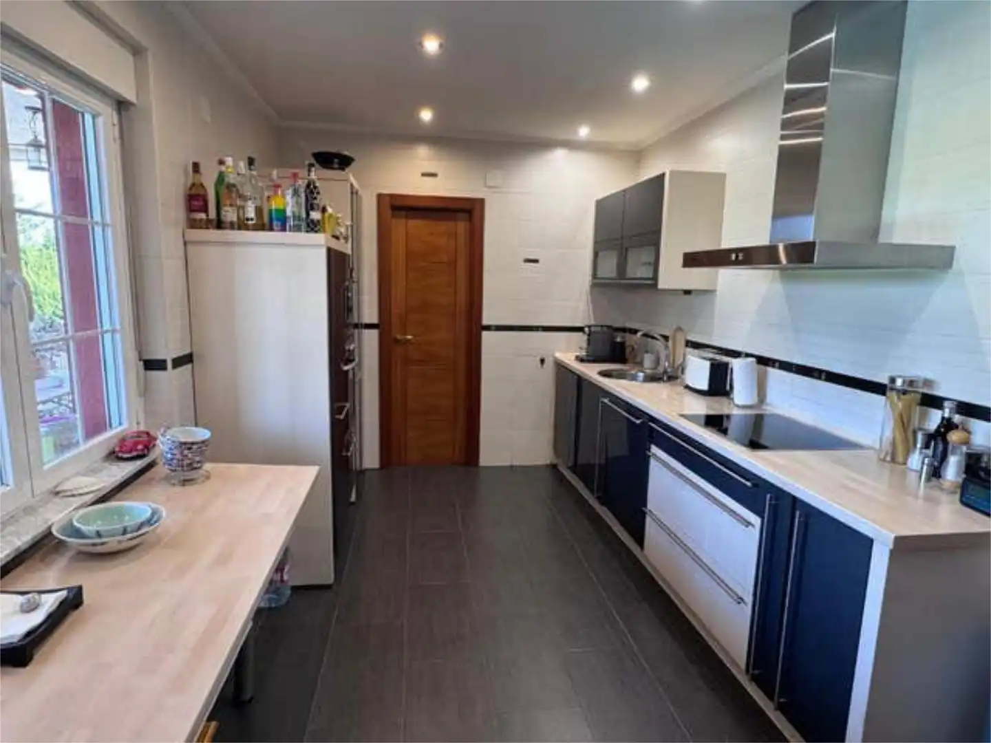 Casa adosada en venta en Santa Marta de Tormes Cocina de Casa adosada en venta en Santa Marta de Tormes con Terraza y Piscina