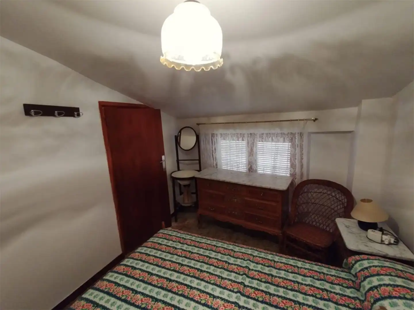 Habitación de Casa adosada en venta en Casas Bajas con Trastero, Amueblado y Balcón