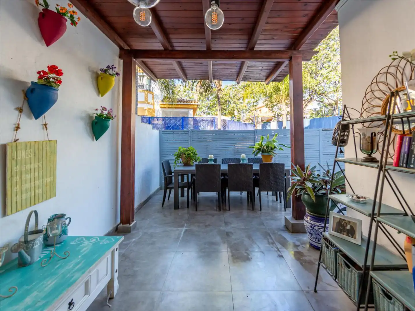 Pis en venda a Avenida Virgen del Rocío, 20, San Pedro de Alcántara pueblo Terrassa de Pis en venda en Marbella amb Aire condicionat, Terrassa i Piscina