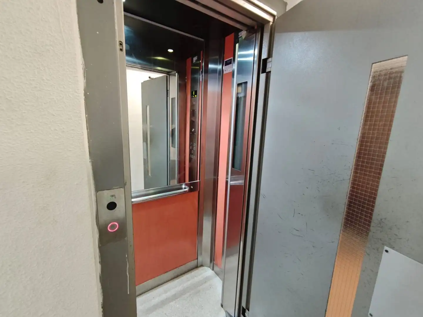 Piso en venta en Calle Andalucía, 35, Ciudad Jardín - Tagarete - El Zapillo Piso en venta en Almería con Aire acondicionado, Calefacción y Amueblado