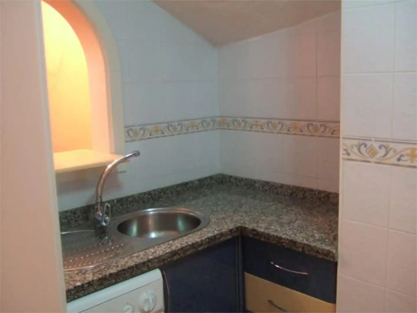 Estudio en venta en Arroyo de la Miel Cocina de Estudio en venta en Benalmádena con Piscina