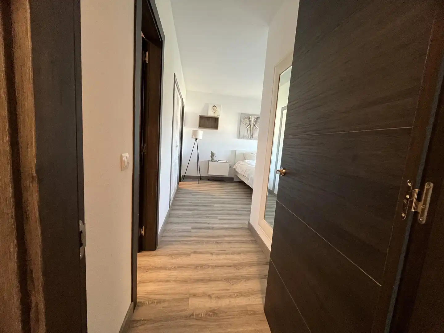 Piso en venta en Calle Sierra Morena, 23, Las Lomas Piso en venta en Estepona con Jardín privado, Terraza y Piscina