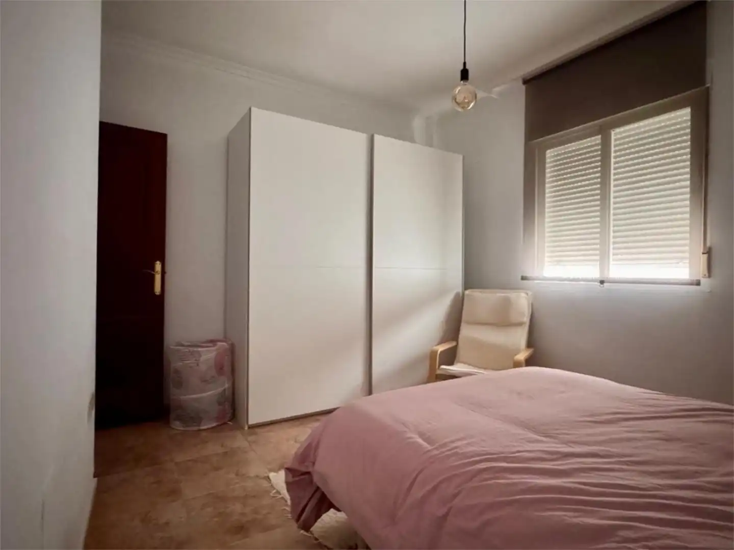 Piso en venta en Calle Julio Burell, 93, San Gonzalo Habitación de Piso en venta en Linares con Aire acondicionado y Balcón