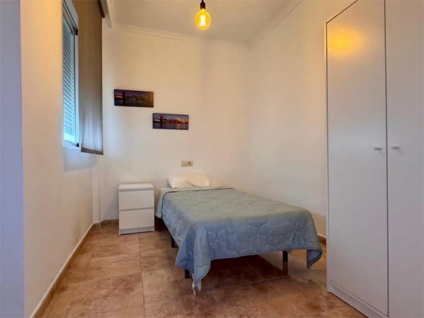 Piso en venta en Calle Julio Burell, 93, San Gonzalo Habitación de Piso en venta en Linares con Aire acondicionado y Balcón