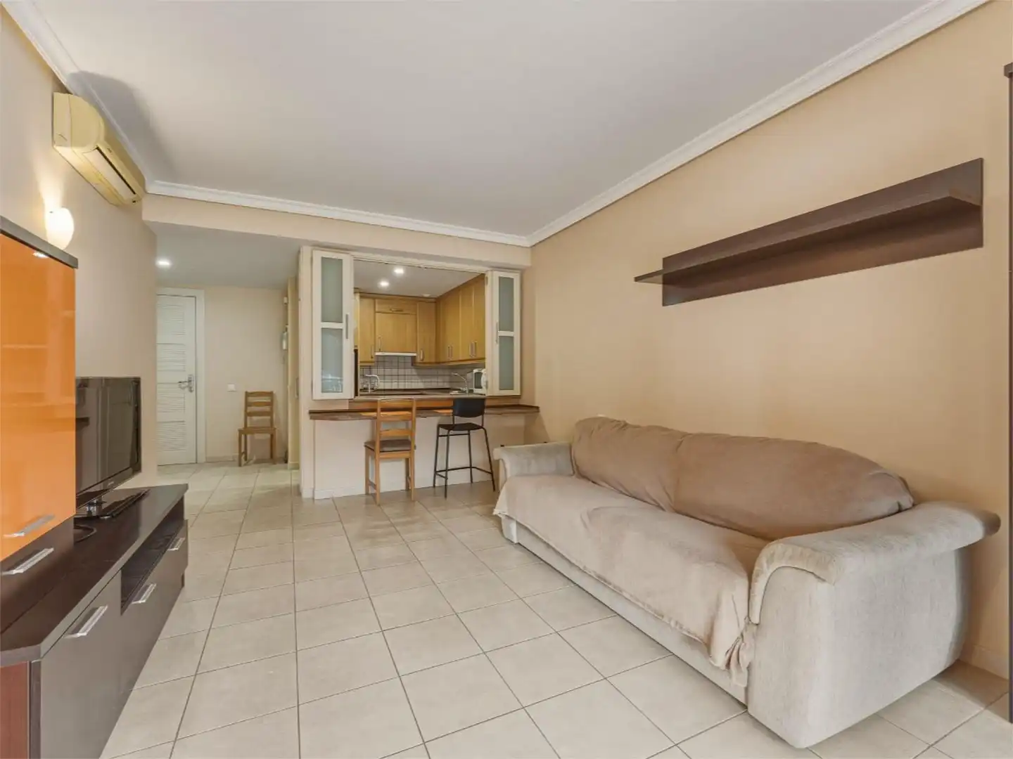 Flat for sale in Calle la Hondura, 22, Puerto de Santiago Living room of Flat for sale in Santiago del Teide with Air Conditioner, Heating and Terrace