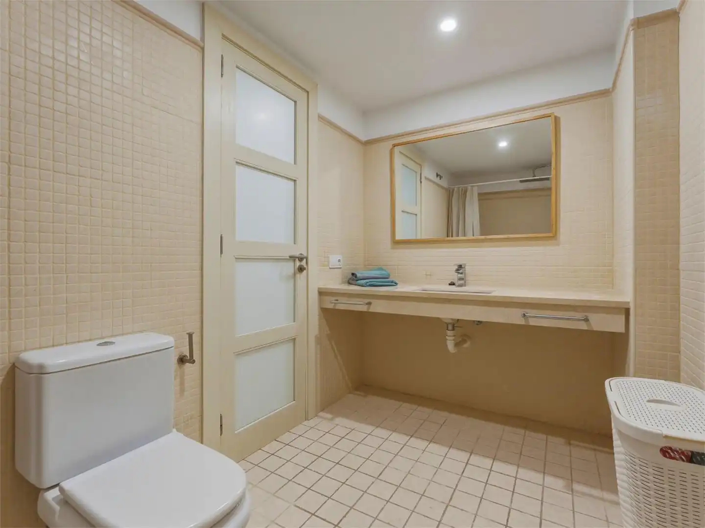Flat for sale in Calle la Hondura, 22, Puerto de Santiago Bathroom of Flat for sale in Santiago del Teide with Air Conditioner, Heating and Terrace