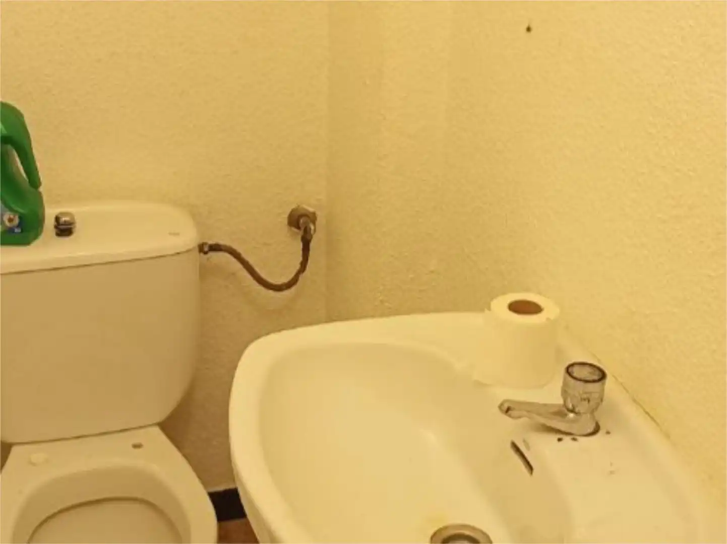 Piso de alquiler en Calle Rosa de Luxemburgo, Santa Fe Baño de Piso de alquiler en Santa Fe