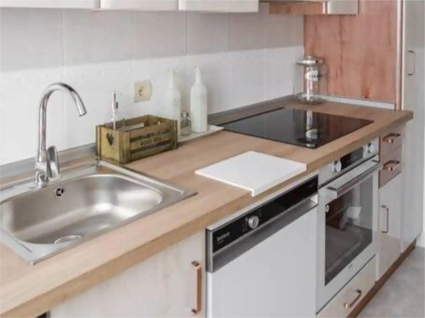 Piso en venta en Calle del Monasterio de Siresa, 30, Las Fuentes Cocina de Piso en venta en Zaragoza con Calefacción, Parquet y Amueblado