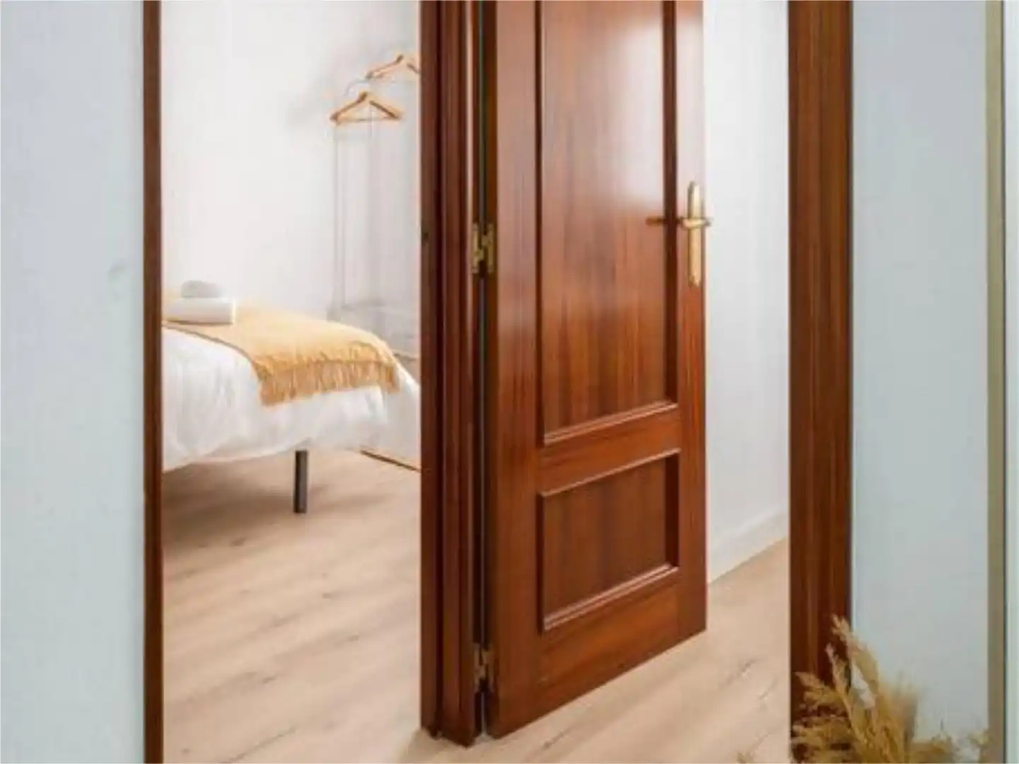 Piso en venta en Calle del Monasterio de Siresa, 30, Las Fuentes Habitación de Piso en venta en Zaragoza con Calefacción, Parquet y Amueblado