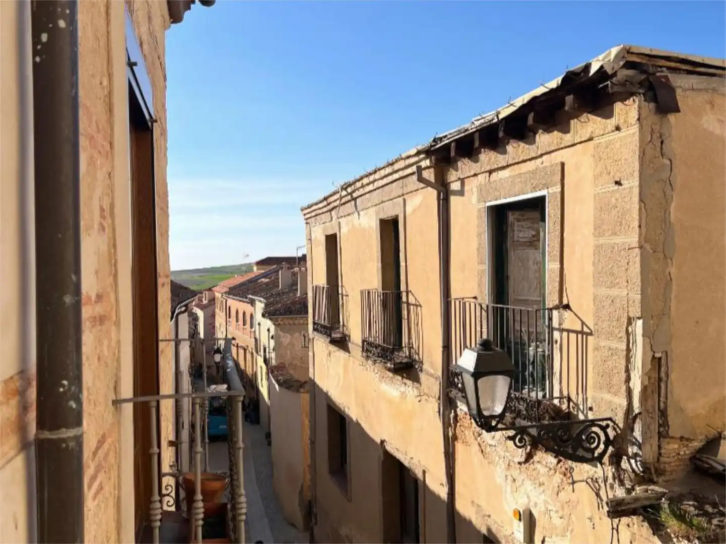 Piso en venta en Calle Daoiz, 9, Plaza Mayor - San Agustín Terraza de Piso en venta en Segovia con Calefacción, Parquet y Amueblado