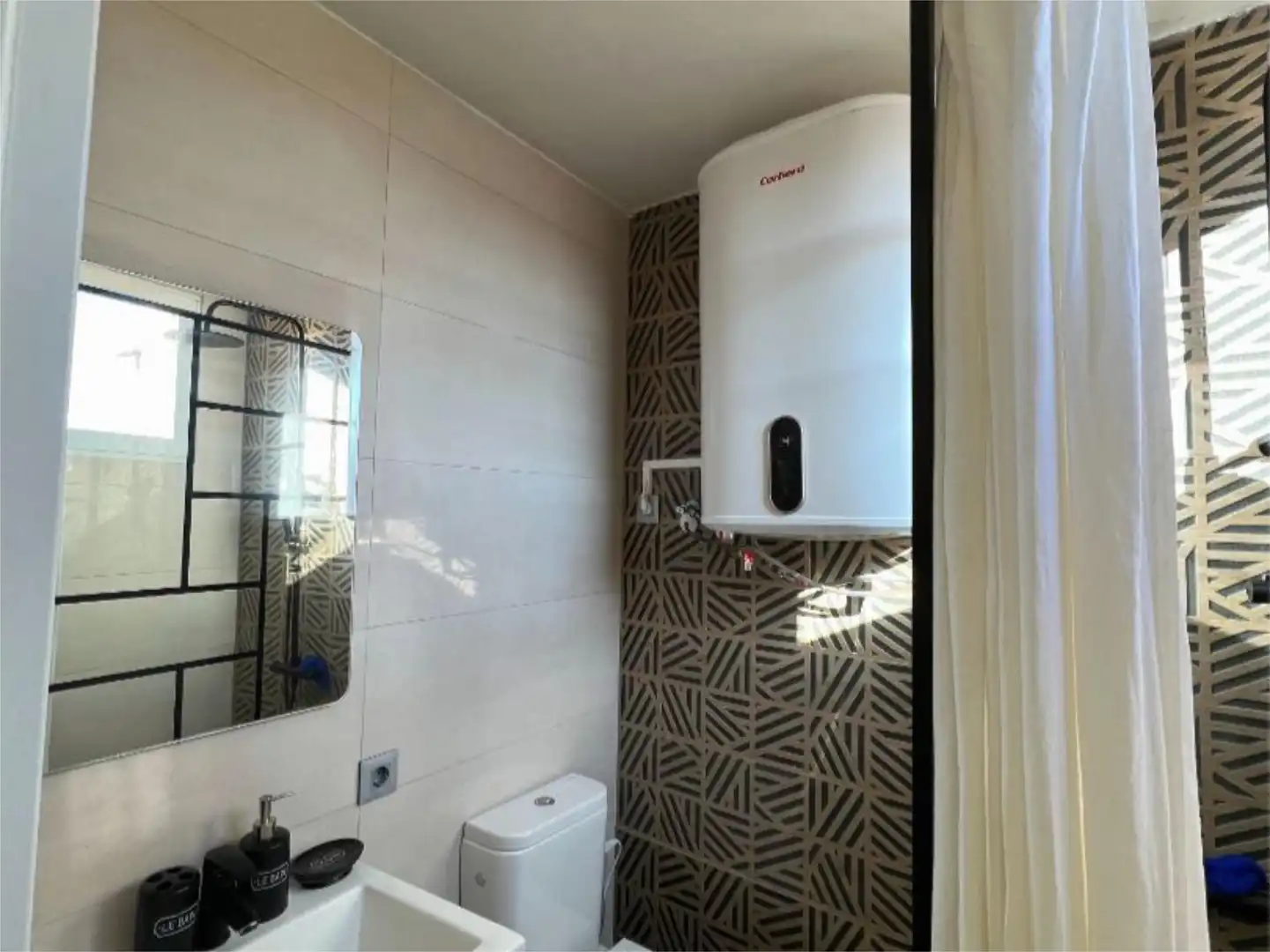 Piso en venta en Calle Daoiz, 9, Plaza Mayor - San Agustín Baño de Piso en venta en Segovia con Calefacción, Parquet y Amueblado