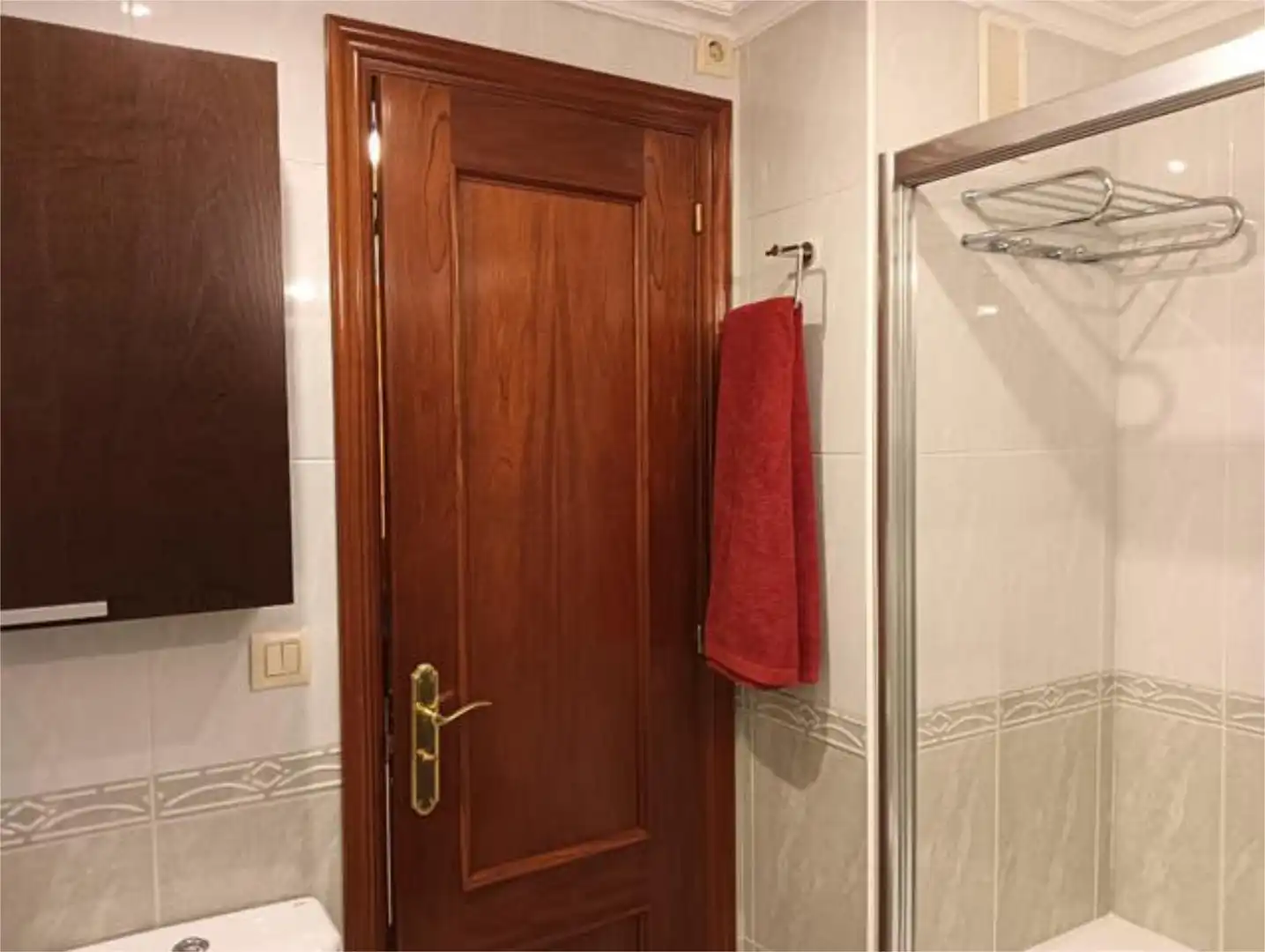 Apartament en venda a As Travesas - Balaídos Bany de Apartament en venda en Vigo amb Calefacció, Jardí privat i Traster