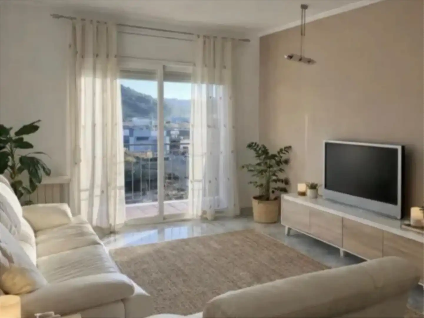 Sala de estar de Piso en venta en Montcada i Reixac con Terraza y Balcón