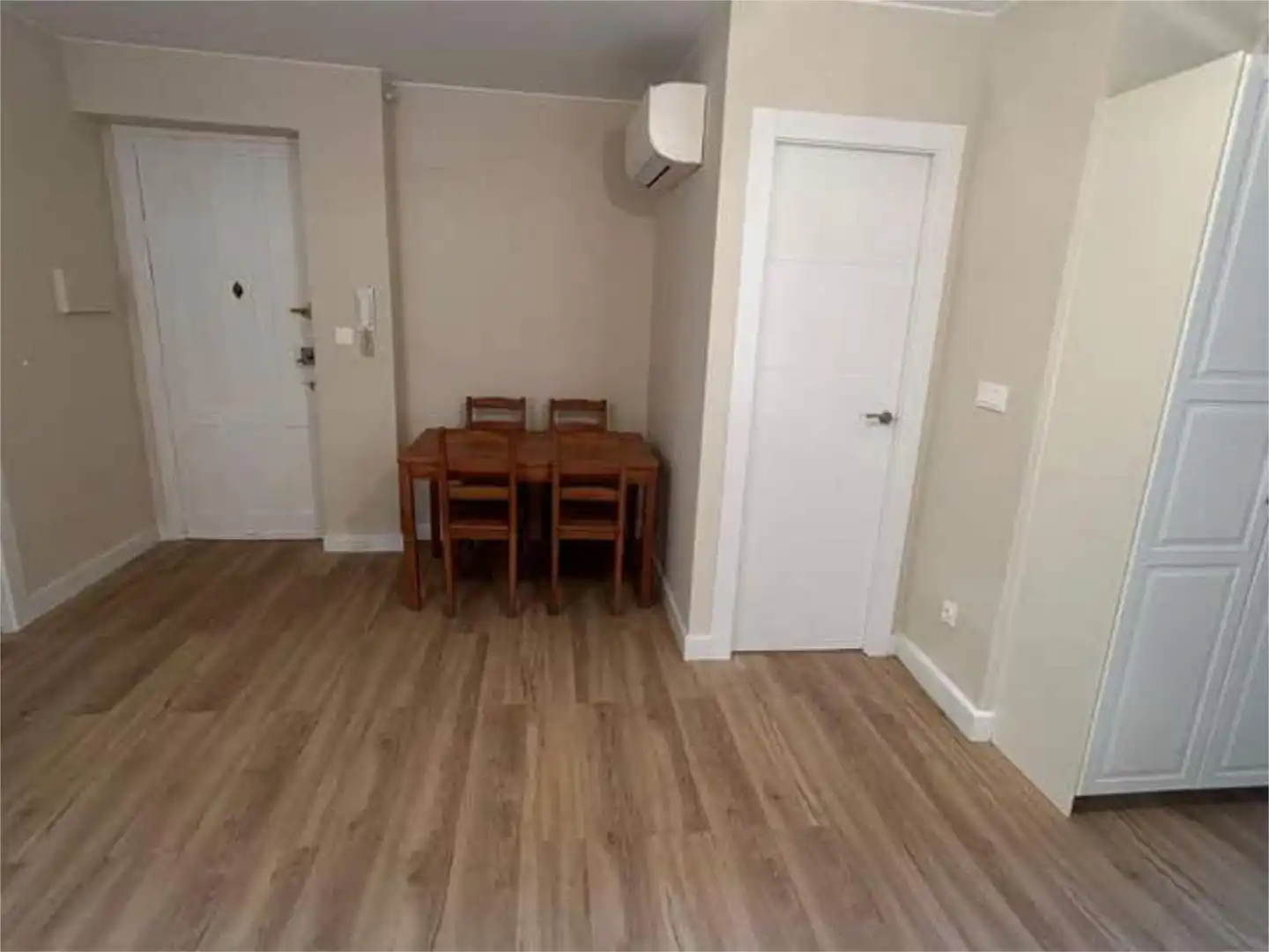 Piso en venta en Barrio de San José Comedor de Piso en venta en Zaragoza con Calefacción y Terraza