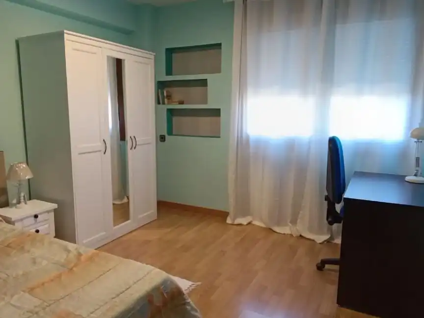 Zimmer in Calle Juan de Balmaseda, 4, Campo de la Juventud Schlafzimmer von Wohnung zur untervermieten in Palencia mit Heizung, Parkett und Möbliert