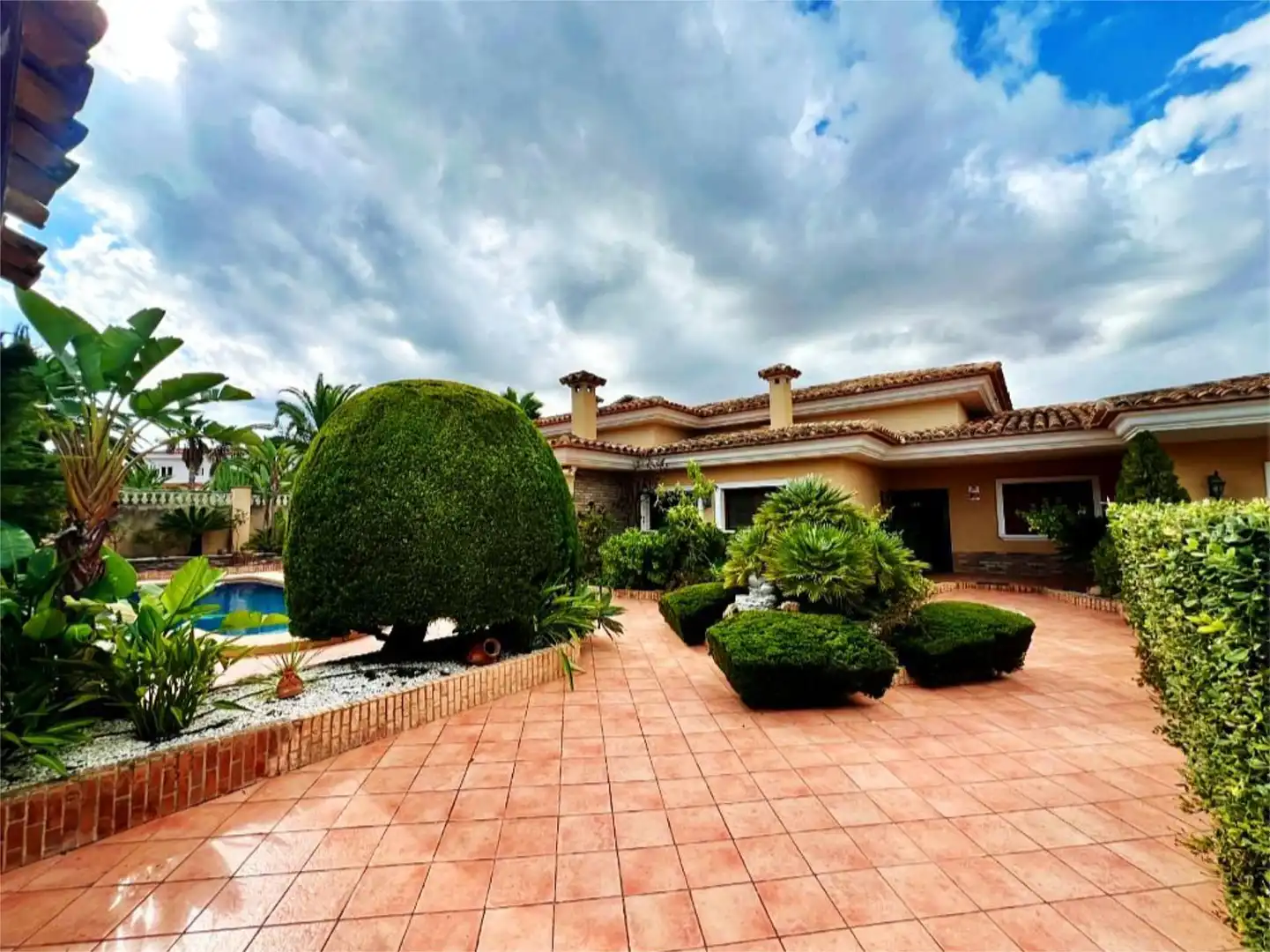 Detached homes for sale in Calle Morena, 4, L'Albir Exterior view of Detached homes for sale in L'Alfàs del Pi with Air Conditioner, Heating and Private garden