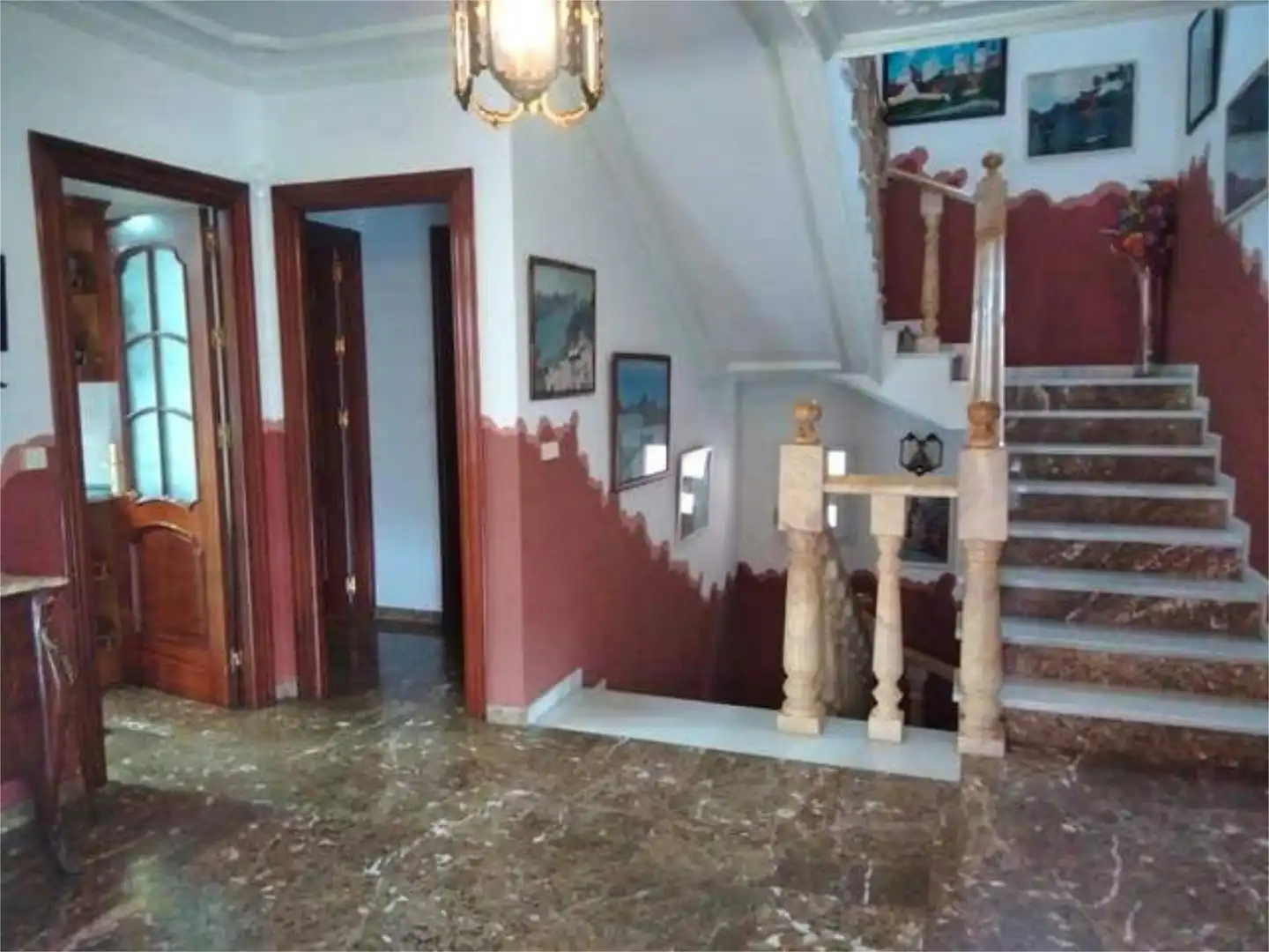 Casa adosada en venda a Los Pinos Casa adosada en venda en Algeciras amb Jardí privat, Traster i Piscina
