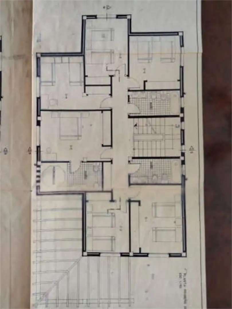 Casa adosada en venda a Los Pinos Casa adosada en venda en Algeciras amb Jardí privat, Traster i Piscina