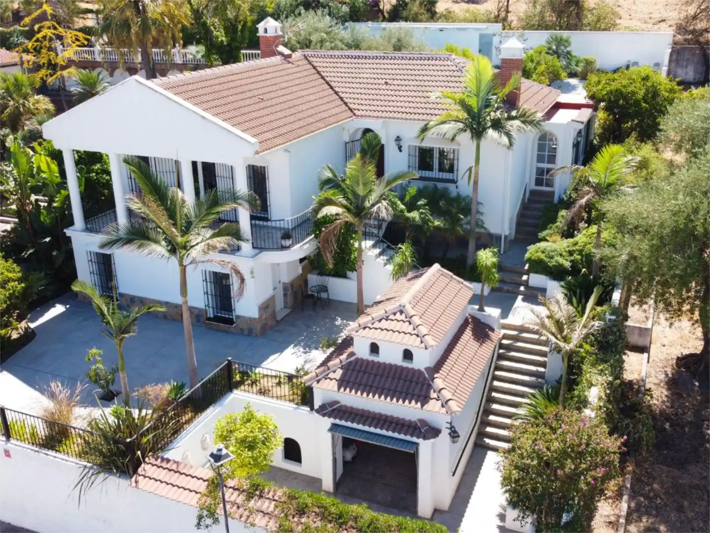 Außenansicht von Wohnung zum Verkauf in Alhaurín de la Torre mit Klimaanlage, Terrasse und Schwimmbad