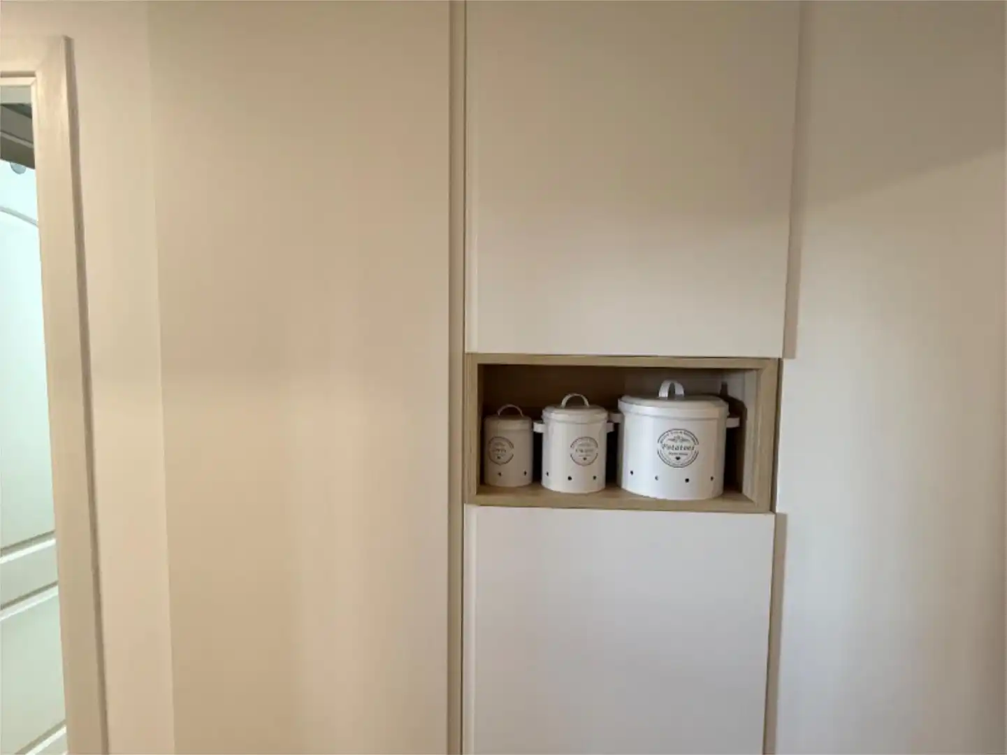Piso en venta en Urbanización La Reserva, 3, Reserva de Marbella Cocina de Piso en venta en Marbella con Aire acondicionado, Calefacción y Jardín privado