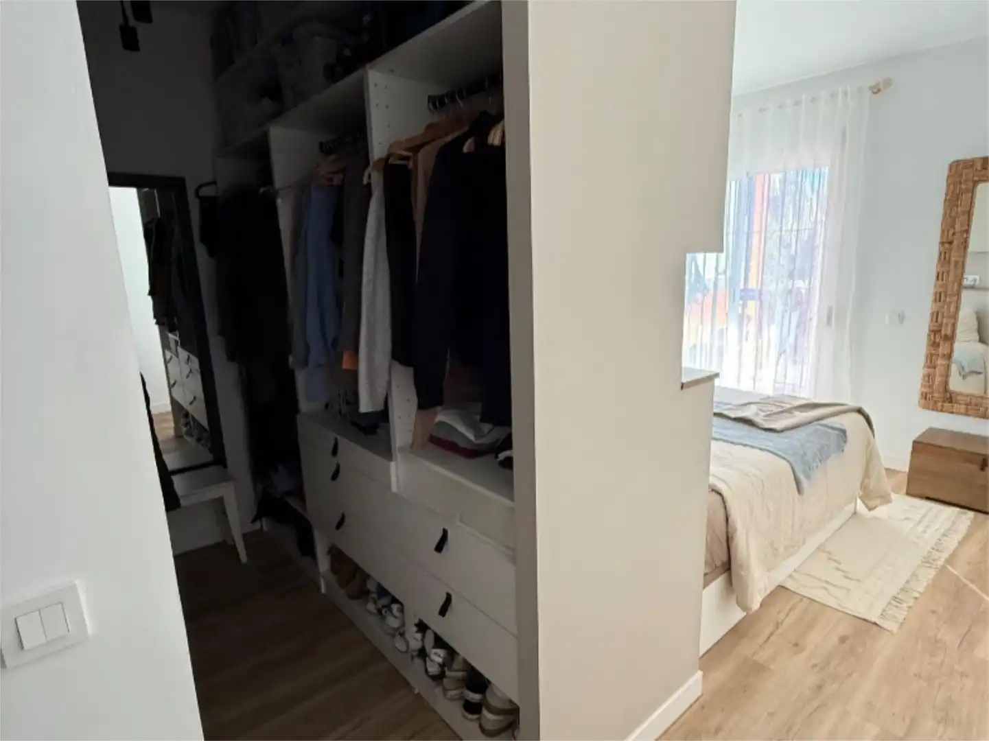 Piso en venta en Urbanización La Reserva, 3, Reserva de Marbella Habitación de Piso en venta en Marbella con Aire acondicionado, Calefacción y Jardín privado
