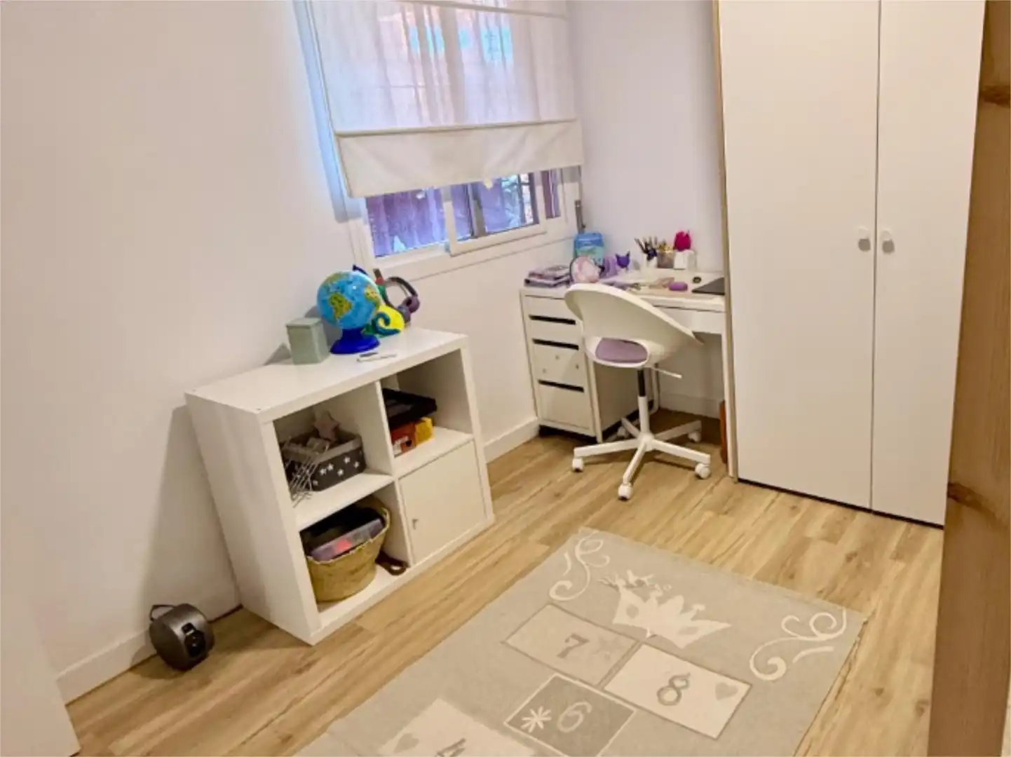Piso en venta en Urbanización La Reserva, 3, Reserva de Marbella Habitación de Piso en venta en Marbella con Aire acondicionado, Calefacción y Jardín privado