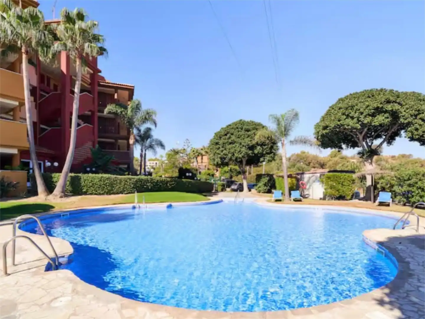 Piso en venta en Urbanización La Reserva, 3, Reserva de Marbella Jardín de Piso en venta en Marbella con Aire acondicionado, Calefacción y Jardín privado