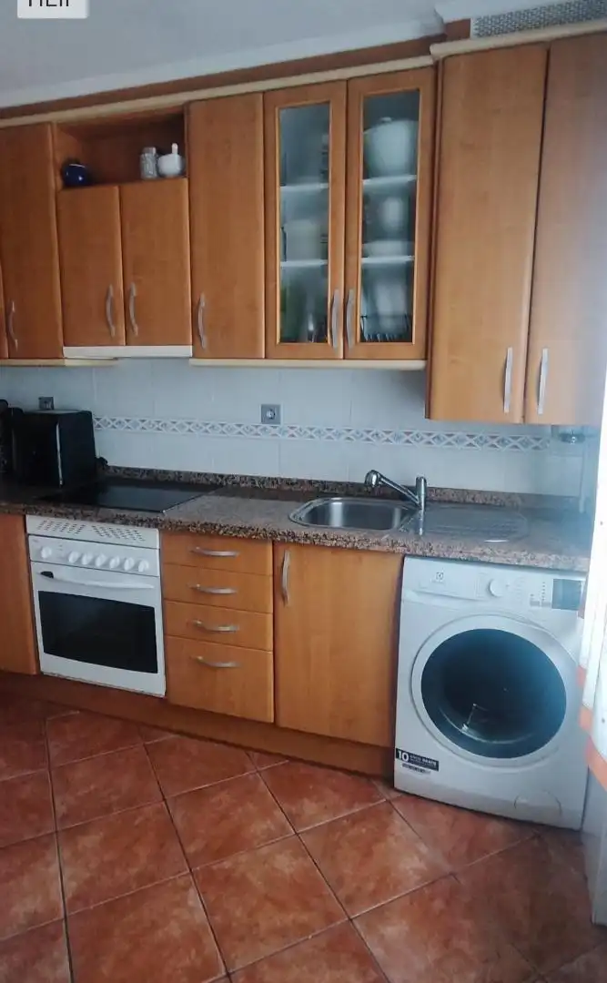 Pis en venda a Calle Sagrado Corazón, 36, Ceares Cuina de Pis en venda en Gijón amb Calefacció, Moblat i Forn