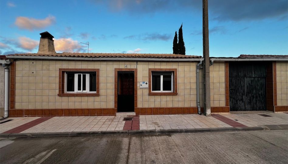 Detached homes for sale in Calle Mélida, 4, Murillo El Cuende, Navarra - image 1 Photo 1 of Detached homes for sale in Calle Mélida, 4, Murillo El Cuende, Navarra