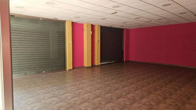 Local comercial en Alquiler en Calle Gonzalo Torrente Ballester, 29 en San Miguel