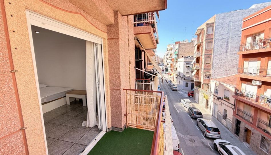 Habitació a Carrer Germans Navarro Caracena, 3, Carrús Este, Elche / Elx - imatge 1 Foto 1 de Habitació a Carrer Germans Navarro Caracena, 3, Carrús Este, Elche / Elx