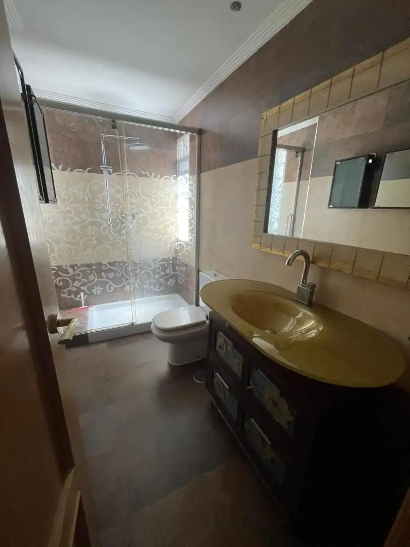 Detached homes for sale in Calle Cañicas, 21, Imaginalia - Llanos del Águila Bathroom of Detached homes for sale in Albacete Capital with Air Conditioner