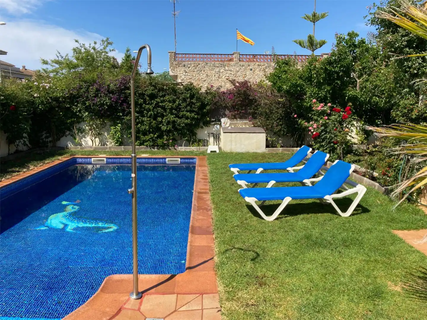 Piso en venta en Carrer d'Occitània, 19, Mas Trader - Corral d'En Tort - Corral d'En Cona Piscina de Piso en venta en Cubelles con Aire acondicionado, Calefacción y Jardín privado