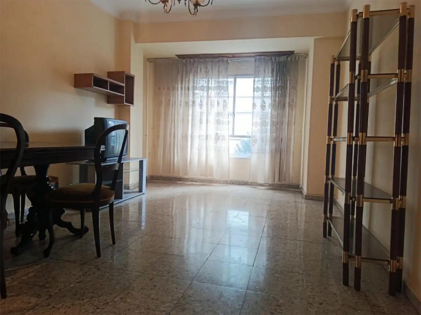 Flat for sale in Avenida Portugal, 174, A Carballeira Living room of Flat for sale in Ourense Capital with Heating, Parquet flooring and Furnished