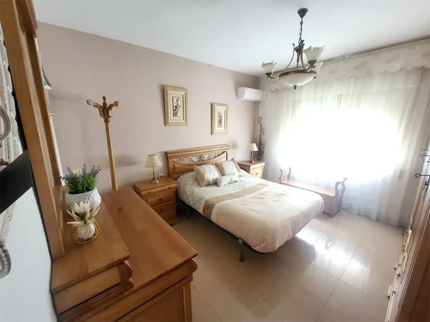 Casa adosada en venda a Calle Río Guadiana, 4, Quintanar de la Orden Dormitori de Casa adosada en venda en Quintanar de la Orden amb Aire condicionat