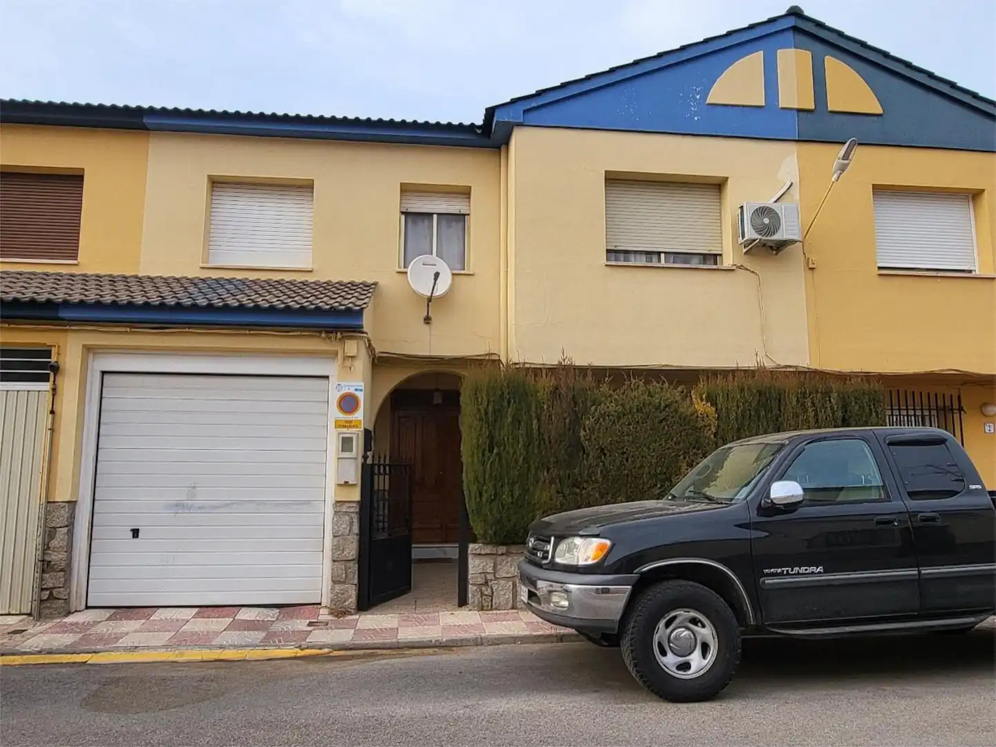 Casa adosada en venda a Calle Río Guadiana, 4, Quintanar de la Orden Vista exterior de Casa adosada en venda en Quintanar de la Orden amb Aire condicionat