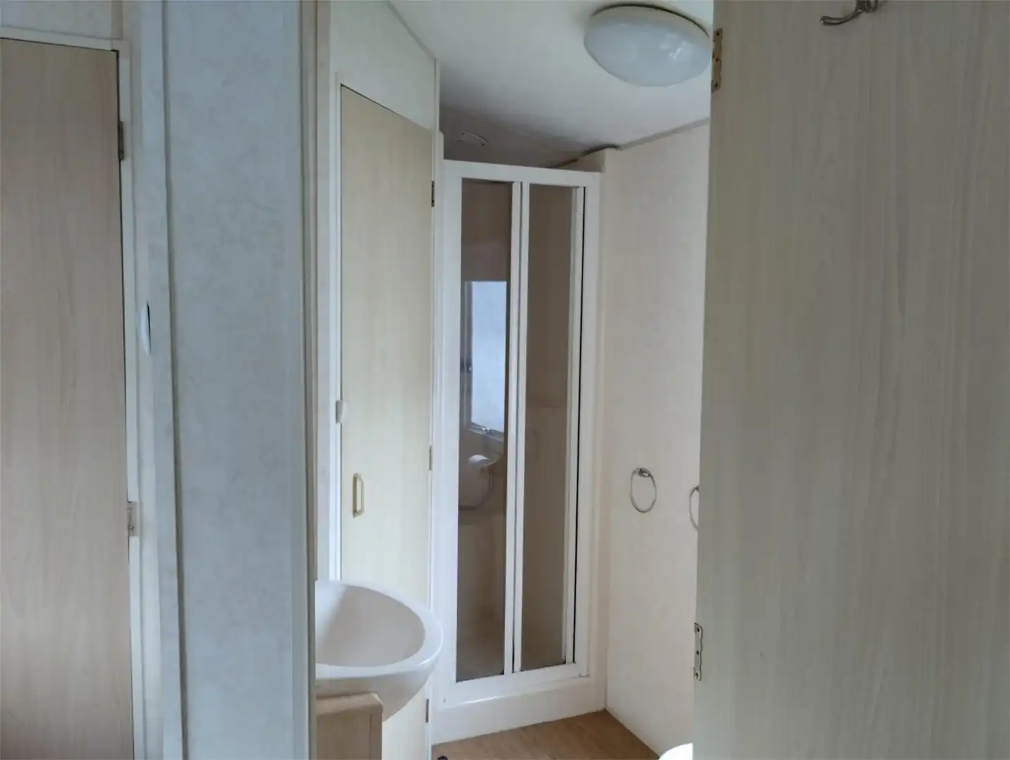 Piso en venta en Barrio Allendelagua, 66, Oriñón - Allendelagua Baño de Piso en venta en Castro-Urdiales con Aire acondicionado, Calefacción y Parquet