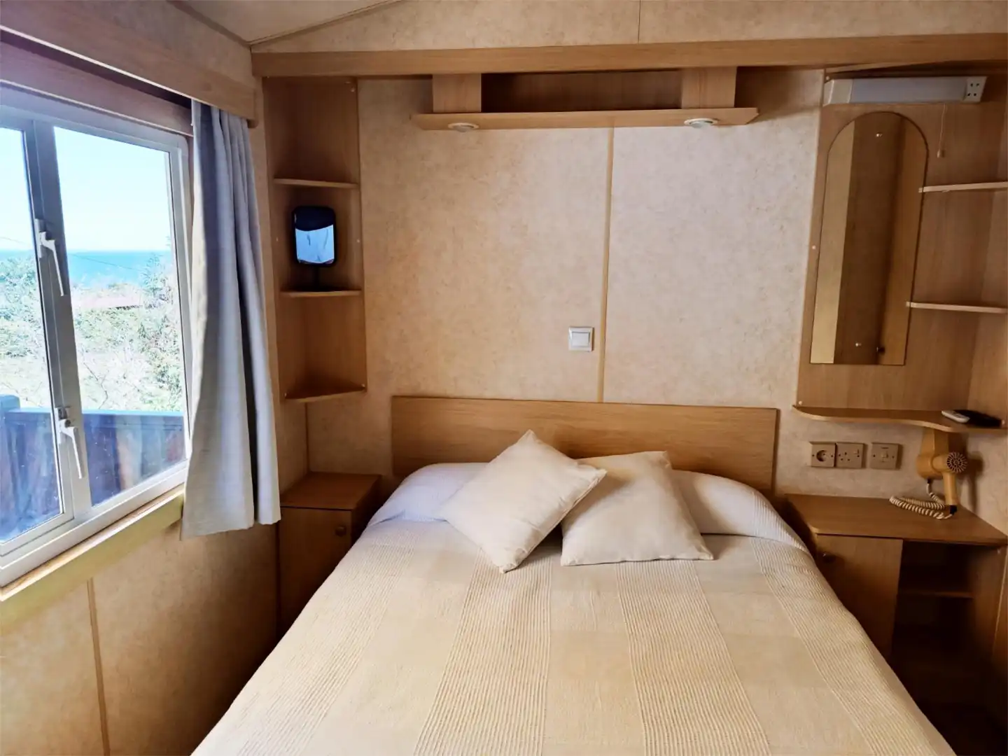 Piso en venta en Barrio Allendelagua, 66, Oriñón - Allendelagua Habitación de Piso en venta en Castro-Urdiales con Aire acondicionado, Calefacción y Parquet