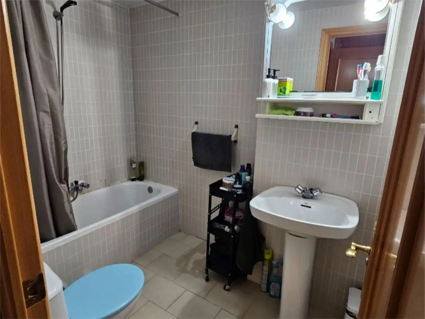 Flat for sale in Calle Salvador de Madariaga, 6, Valdepasillas - La Paz - Huerta Rosales Bathroom of Flat for sale in Badajoz with Air Conditioner, Heating and Terrace