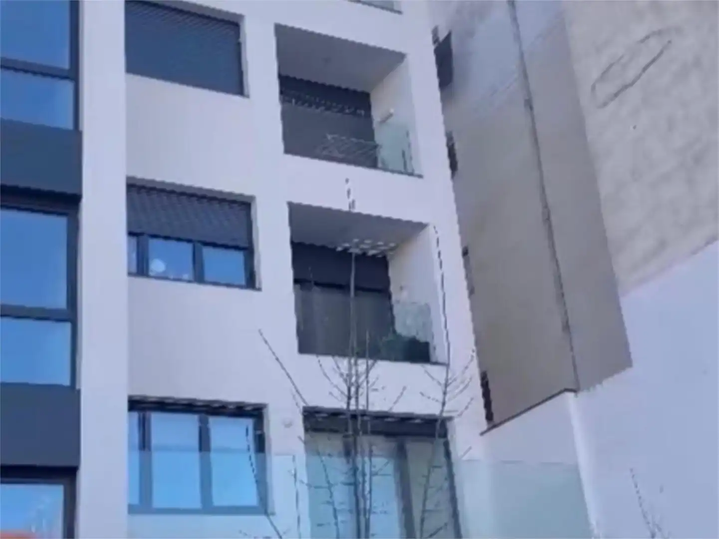 Exterior view of Flat for sale in Medina del Campo  with Air Conditioner, Heating and Private garden