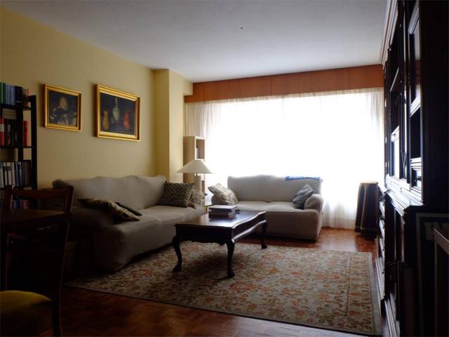 Piso en Venta en Rúa Novoa Santos, 23 en Cuatro Caminos - Plaza de la Cubela