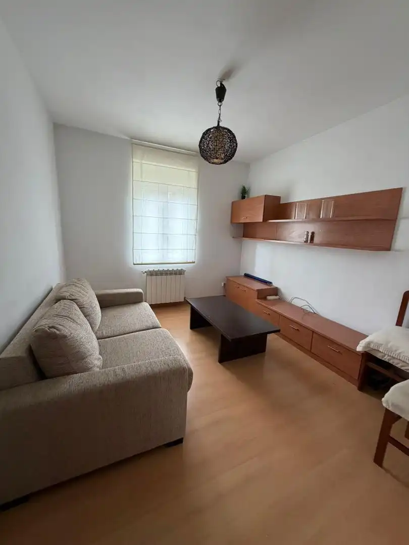 Wohnung zur Miete in Travesía de las Corazas, 2, Los Vadillos - R. Sanitaria - Pozanos