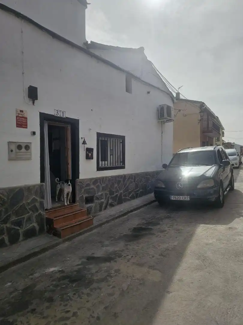 Casa adosada en venta en Calle Estación, 3, Calera y Chozas Vista exterior de Casa adosada en venta en Calera y Chozas con Aire acondicionado, Calefacción y Terraza