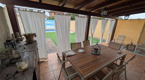 Foto 3 de Casa adosada en venta en Carranque, Toledo