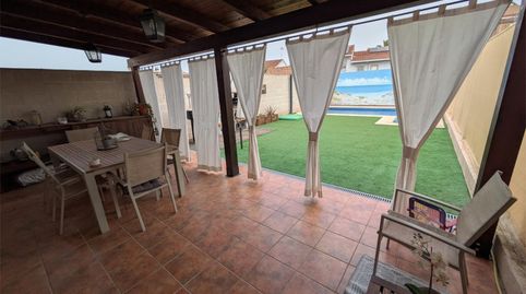 Foto 4 de Casa adosada en venta en Carranque, Toledo