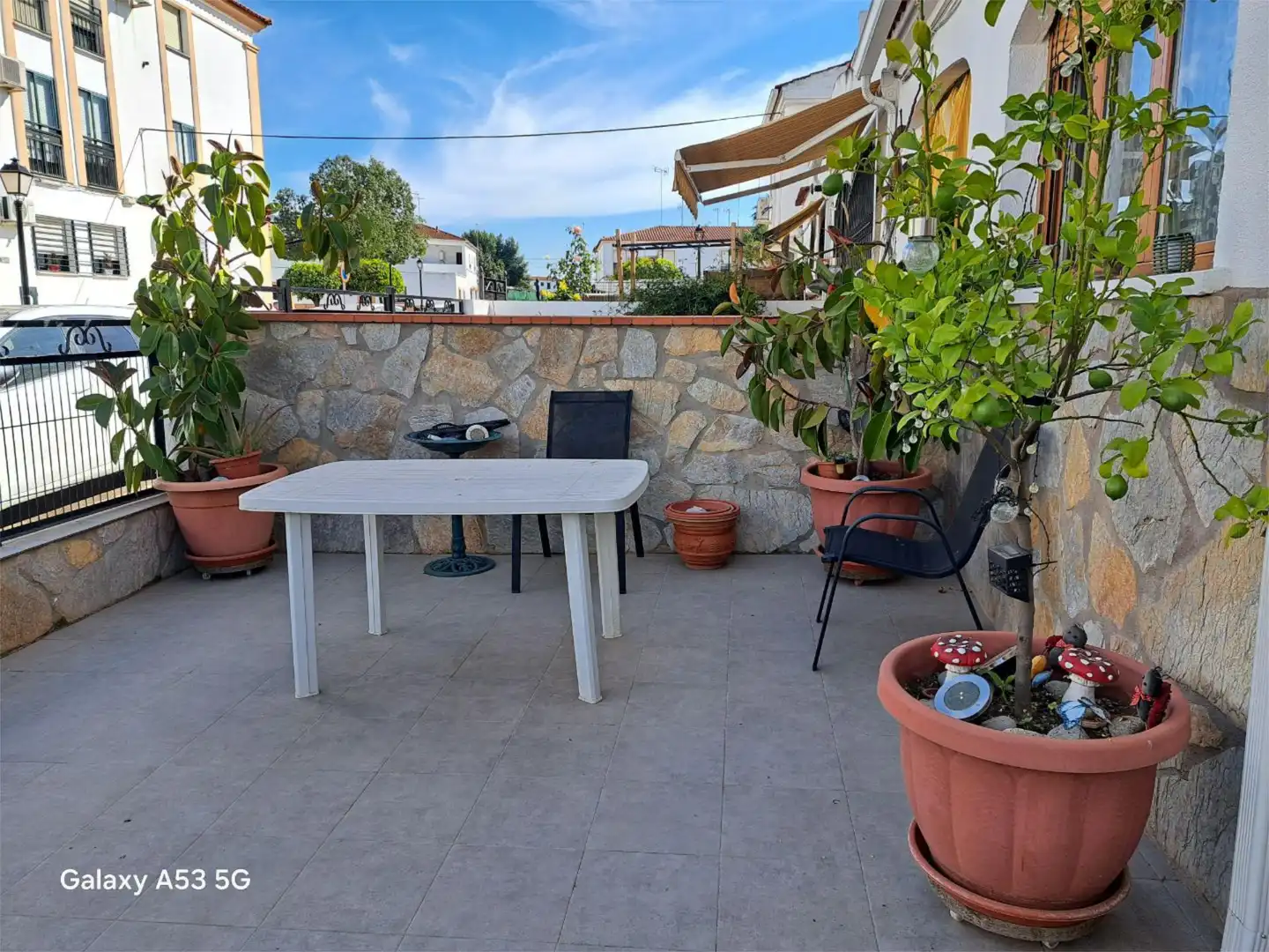 Terrassa de Casa adosada en venda en Olivenza amb Calefacció, Parquet i Terrassa